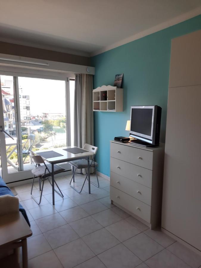 Beachstudio Westende With Sea View Middelkerke Esterno foto