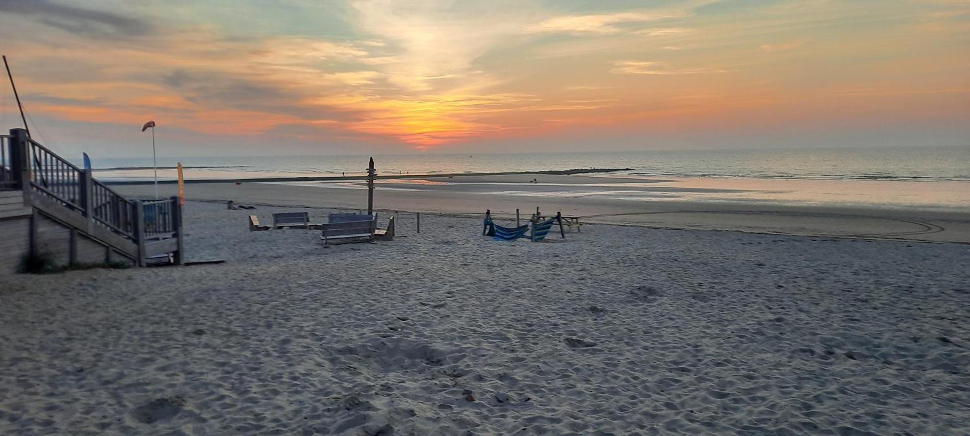 Beachstudio Westende With Sea View Middelkerke Esterno foto